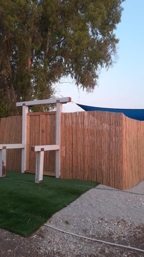 אצל דוד בכפר Apartman Kfar Gidon Kültér fotó