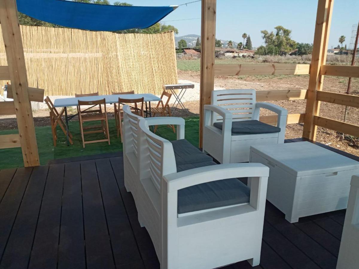 אצל דוד בכפר Apartman Kfar Gidon Kültér fotó