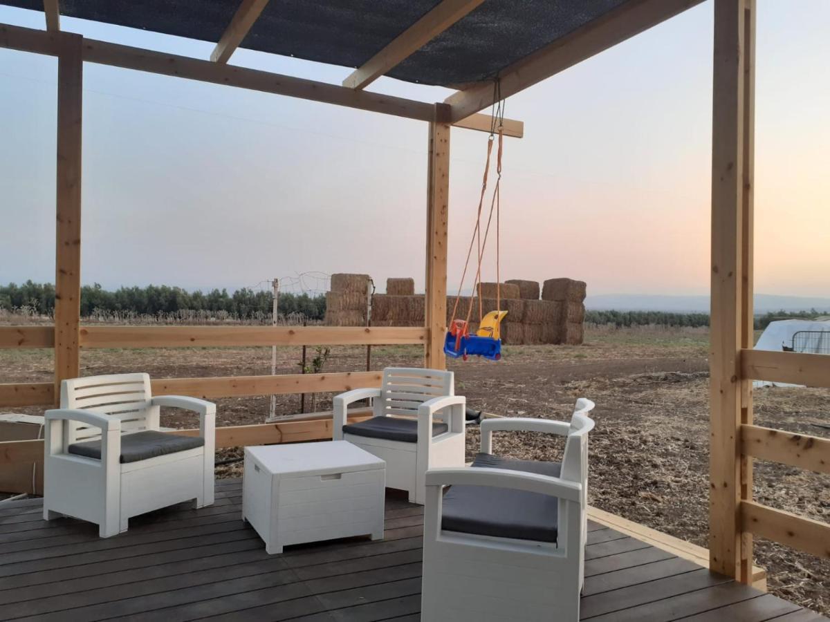 אצל דוד בכפר Apartman Kfar Gidon Kültér fotó